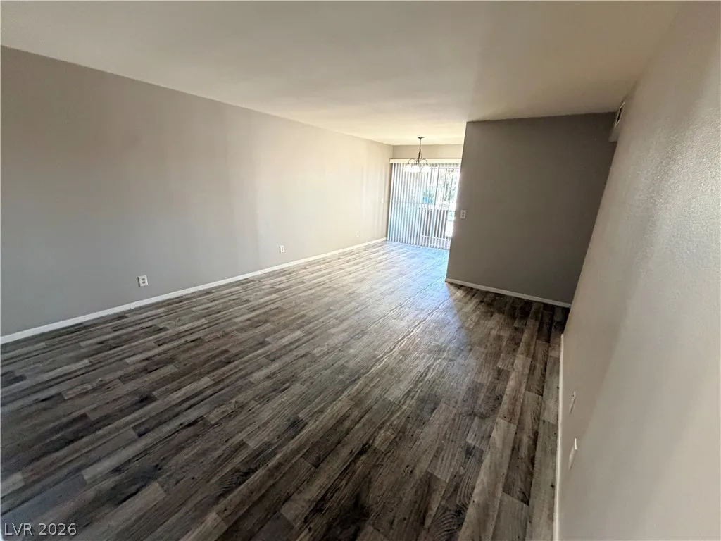 1405 Vegas Valley Drive 52 — photo 5