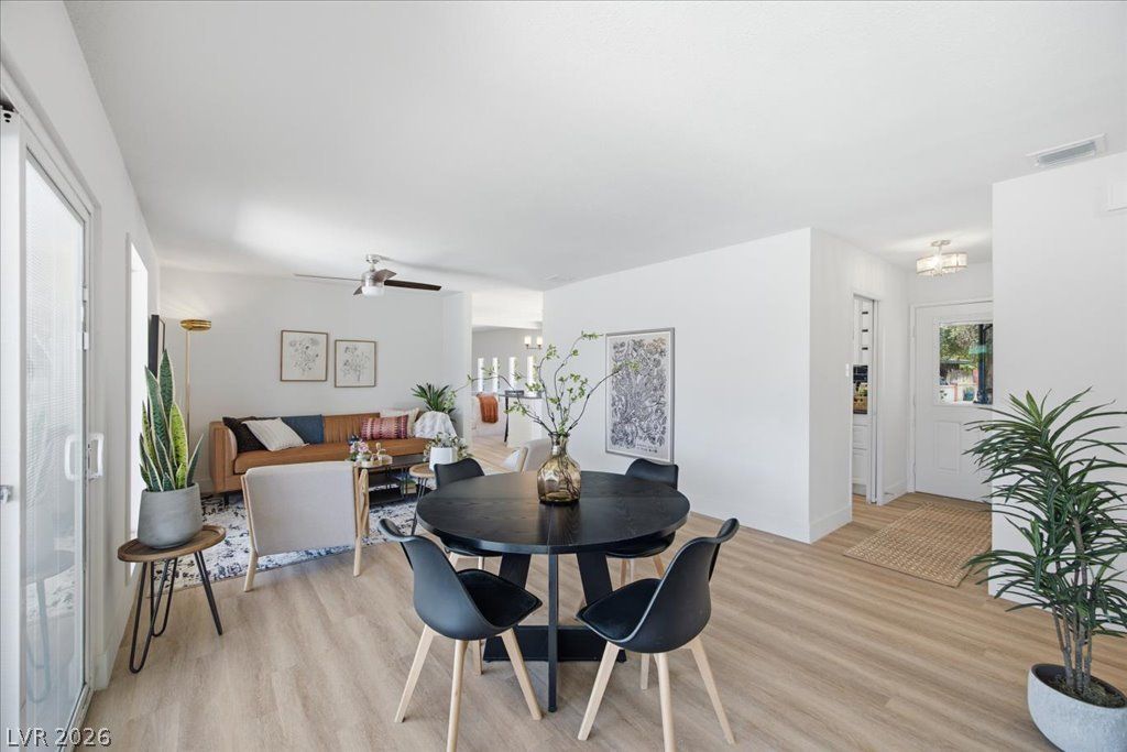 3605 Apache Lane — photo 3 of 30