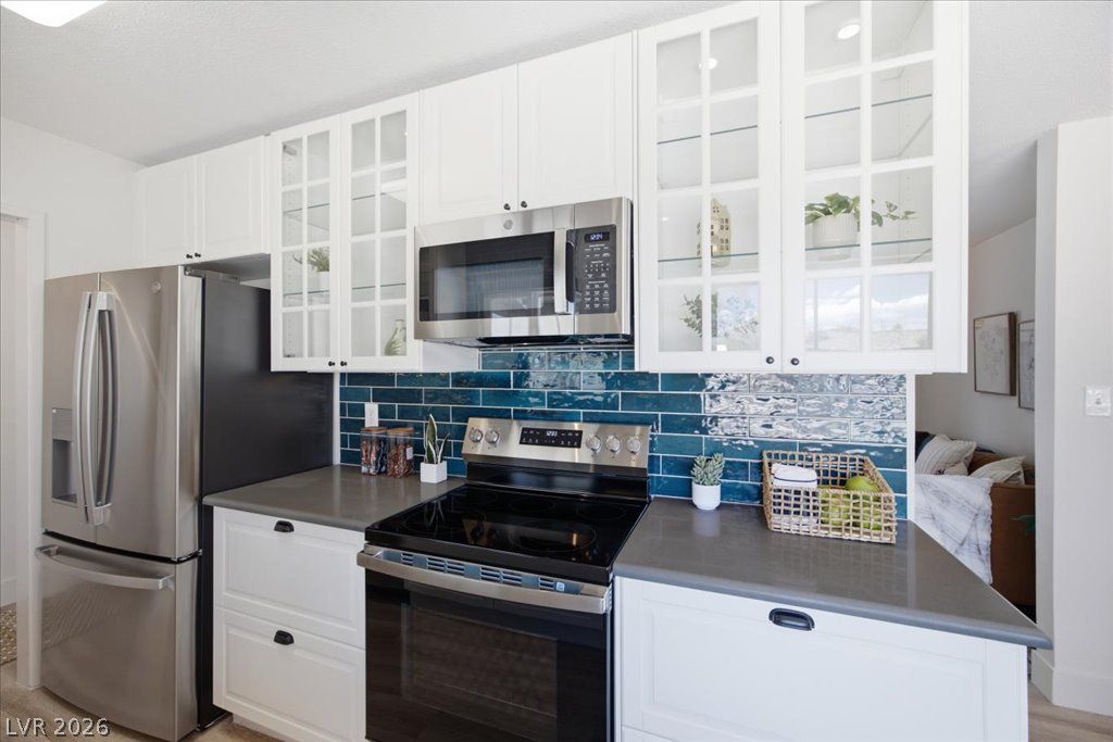 3605 Apache Lane — photo 5 of 30