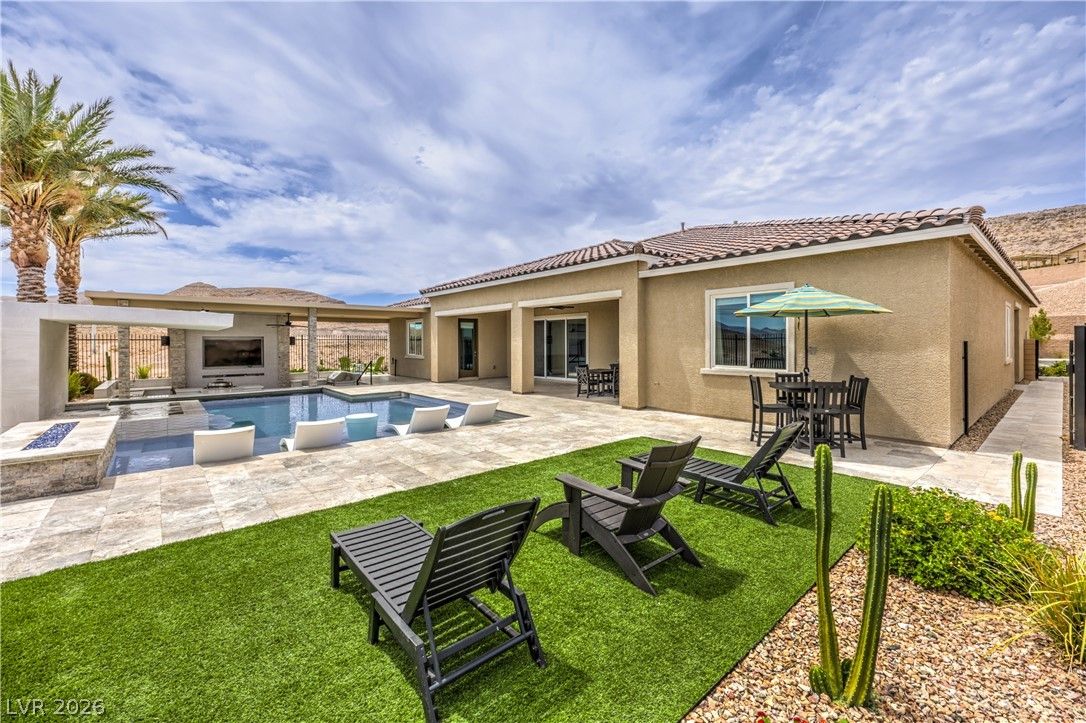 Photo 54