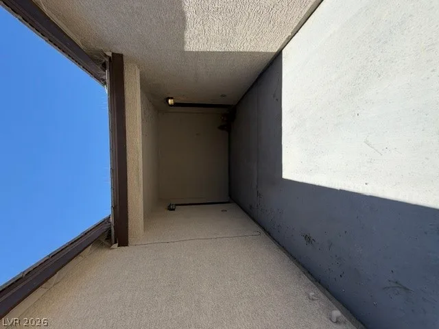 2881 Spy Glass Avenue 4 — photo 3