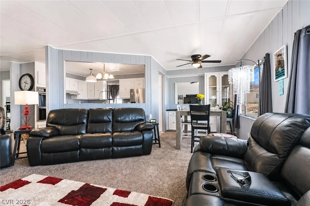 685 Mount Bona Way — photo 3