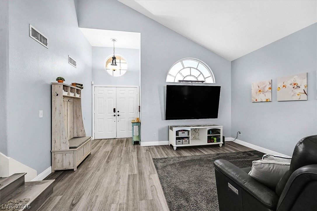 1579 Tangerine Rose Drive — photo 4