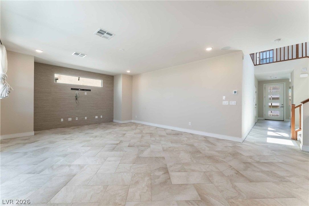 6933 WHISPER CANYON Place — photo 4