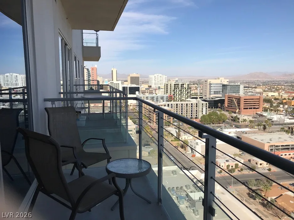 200 HOOVER Avenue 1607 — photo 4