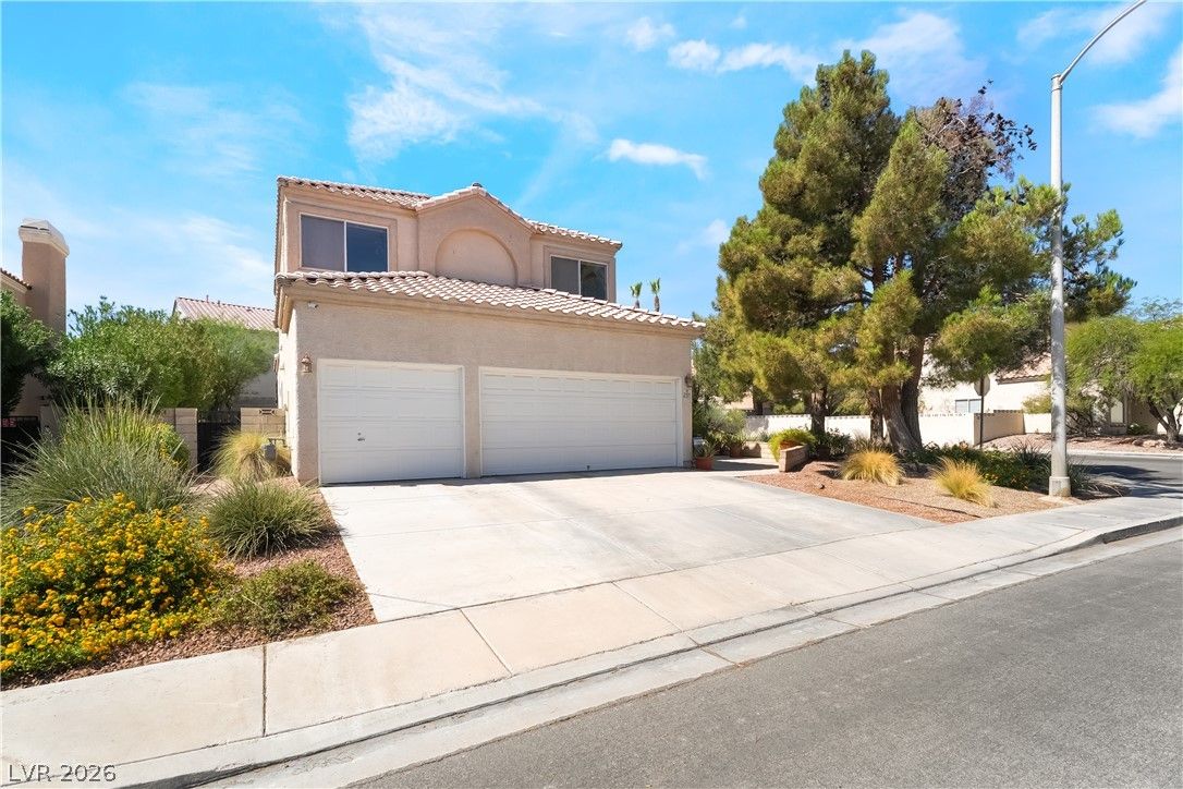 2105 Club Meadows Drive — photo 3