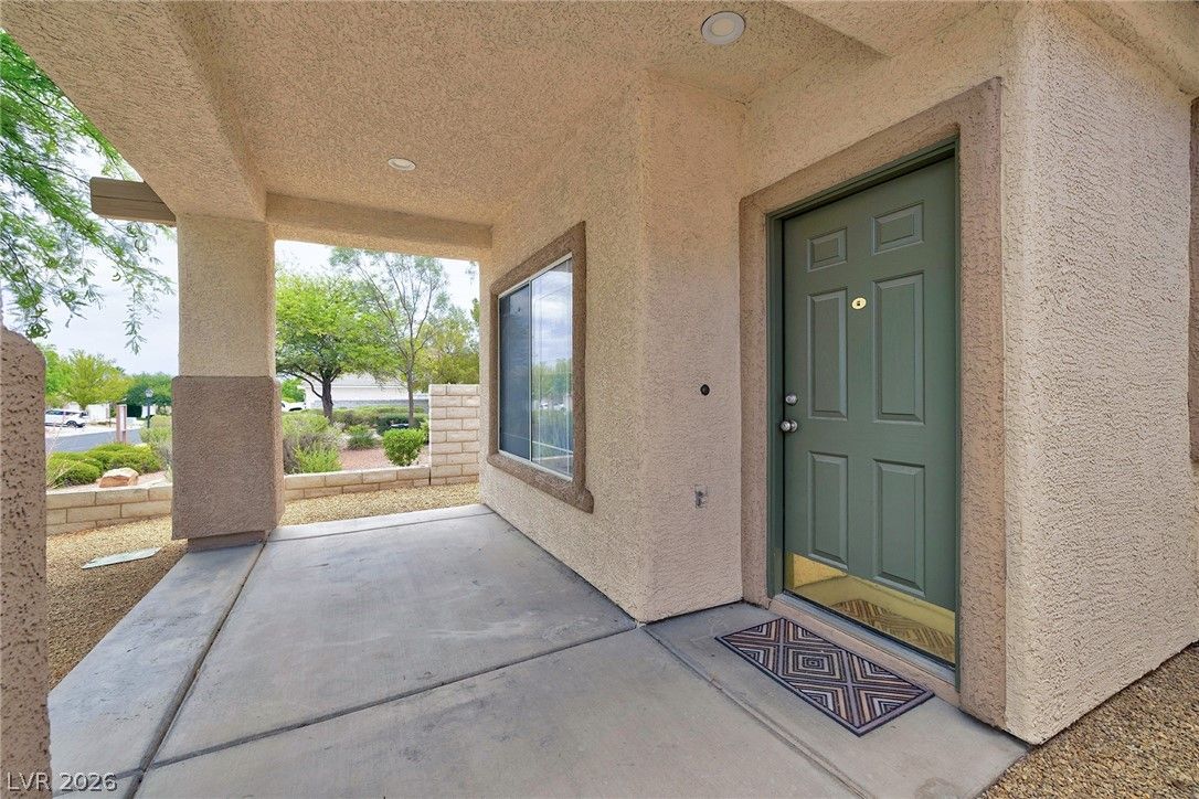 9001 Teetering Rock Avenue — photo 4