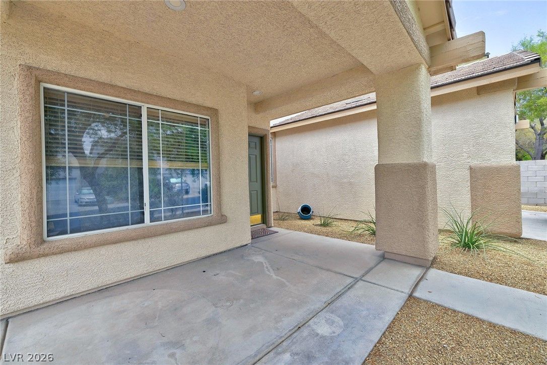 9001 Teetering Rock Avenue — photo 5