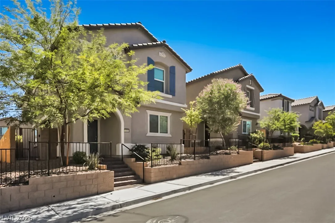 10589 Sariah Skye Avenue — photo 5