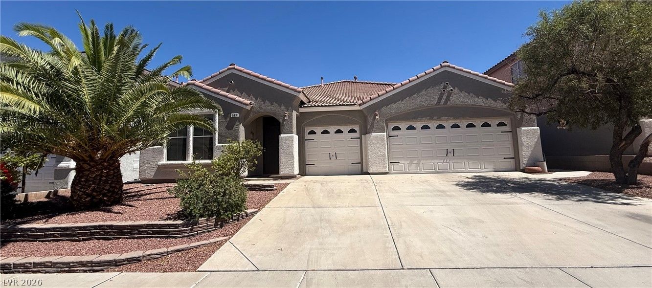 983 Mill Run Creek Avenue — photo 2 of 16