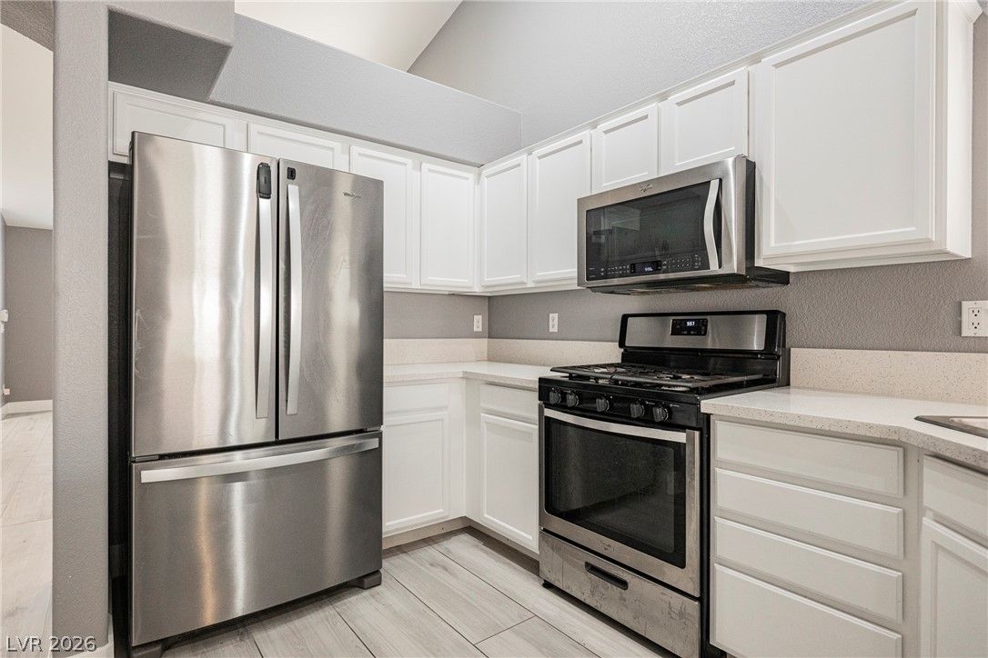 6067 Turtle River Avenue — photo 3