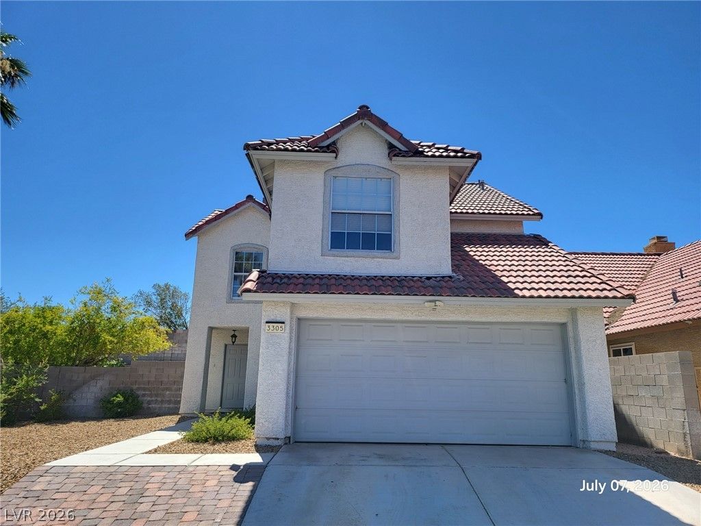 3305 Hyannis Circle — photo 1