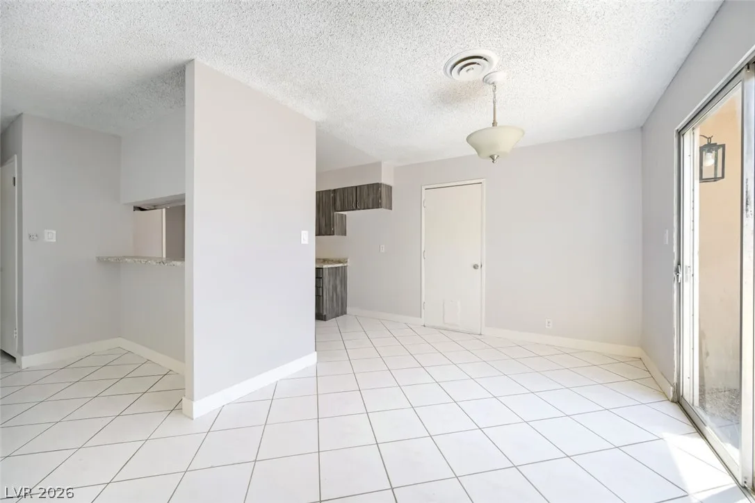 2024 Collins Avenue — photo 5