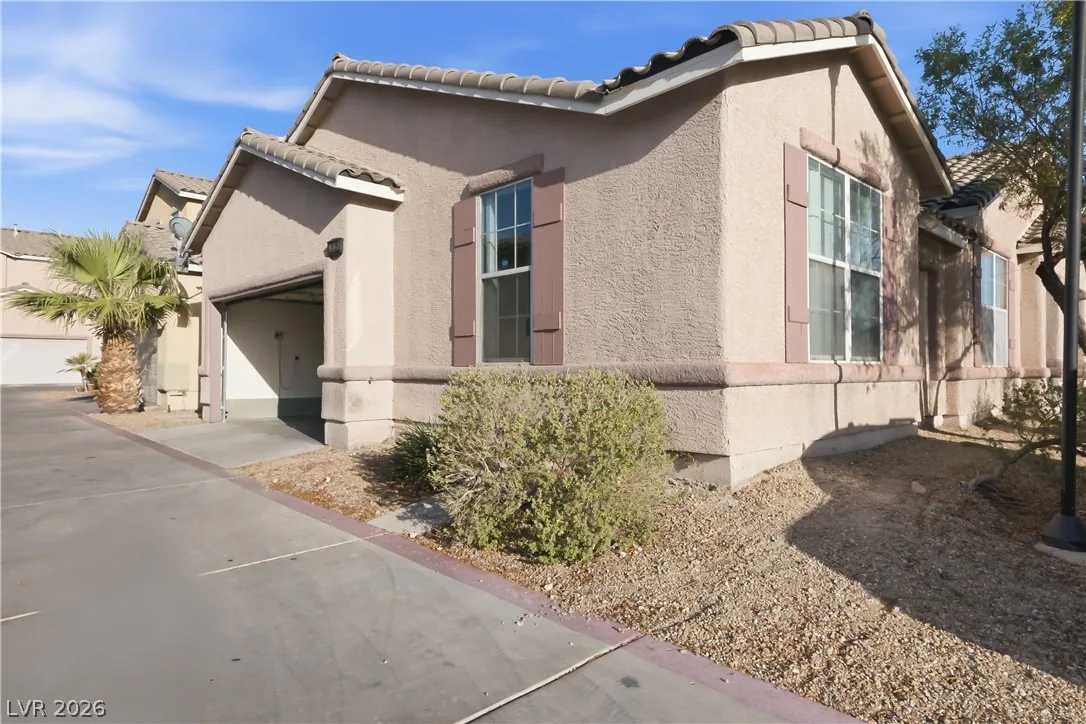 2529 Rainbow Cactus Court — photo 3