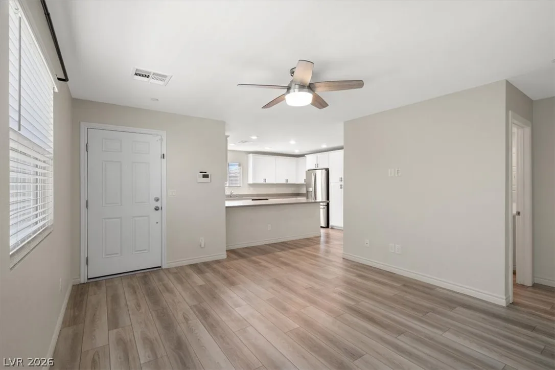 6152 Foxes Dale Street — photo 5
