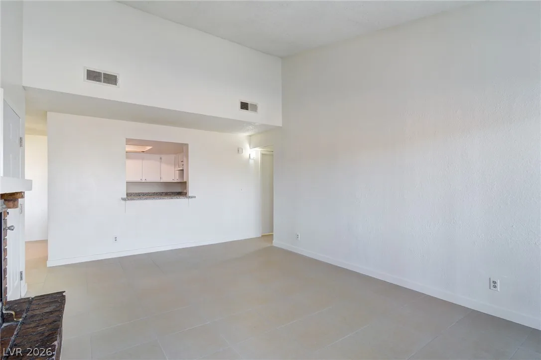 2981 Country Manor Lane 117 — photo 3