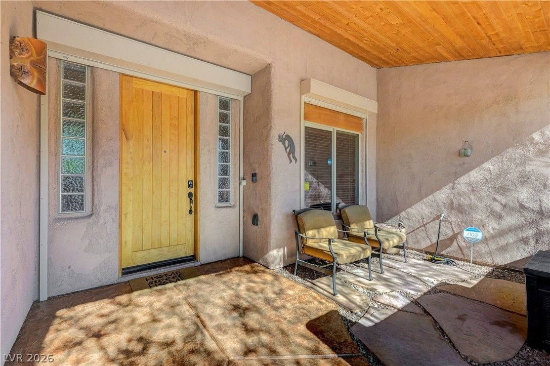4012 Thunder Hawk Street — photo 3