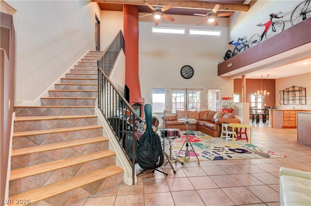 4012 Thunder Hawk Street — photo 4