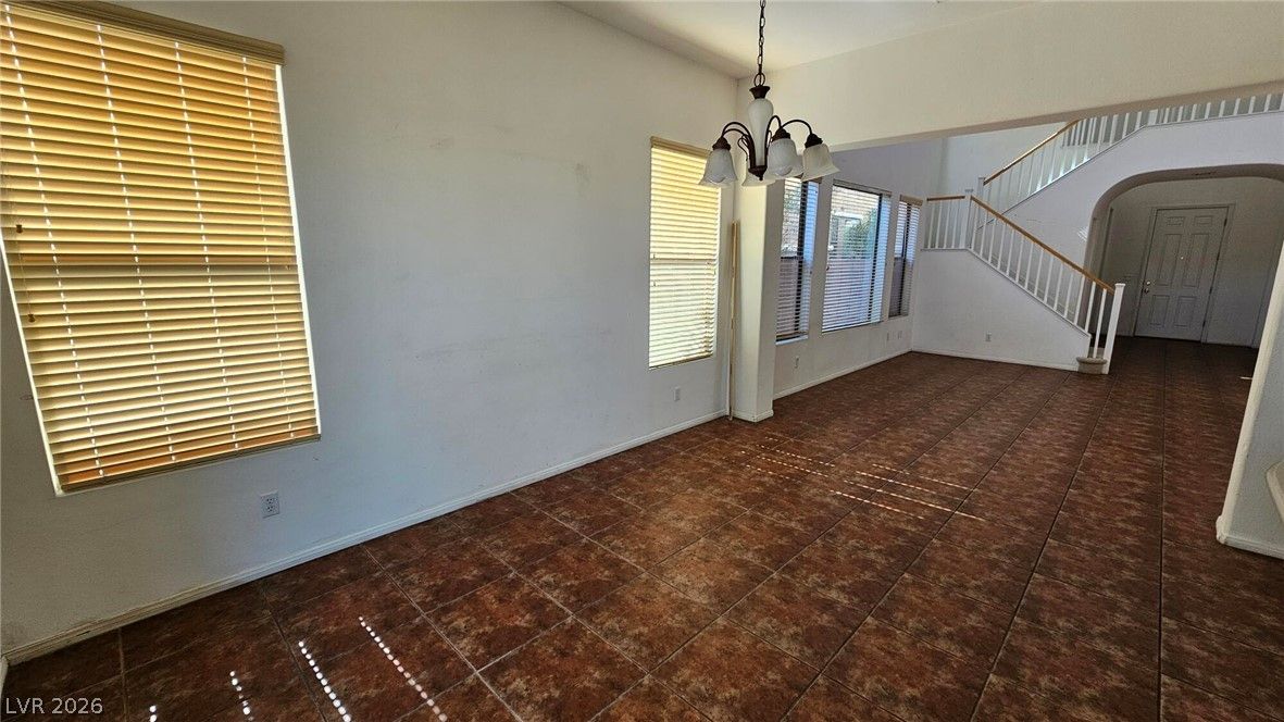 10425 Foggy Glen Avenue — photo 3 of 18