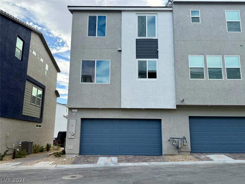 5824 Wisteria Walk Street — photo 2