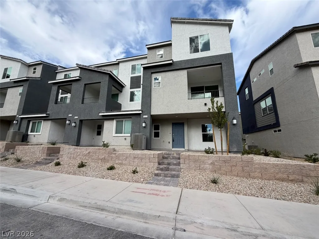 5824 Wisteria Walk Street — photo 3