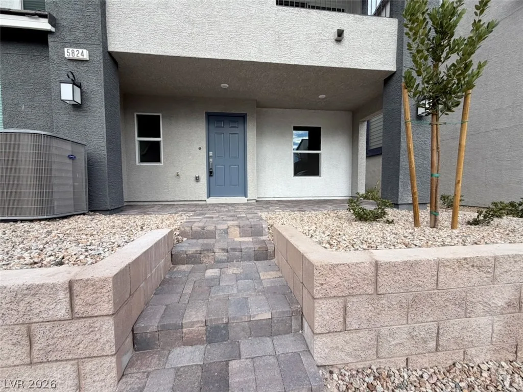 5824 Wisteria Walk Street — photo 4