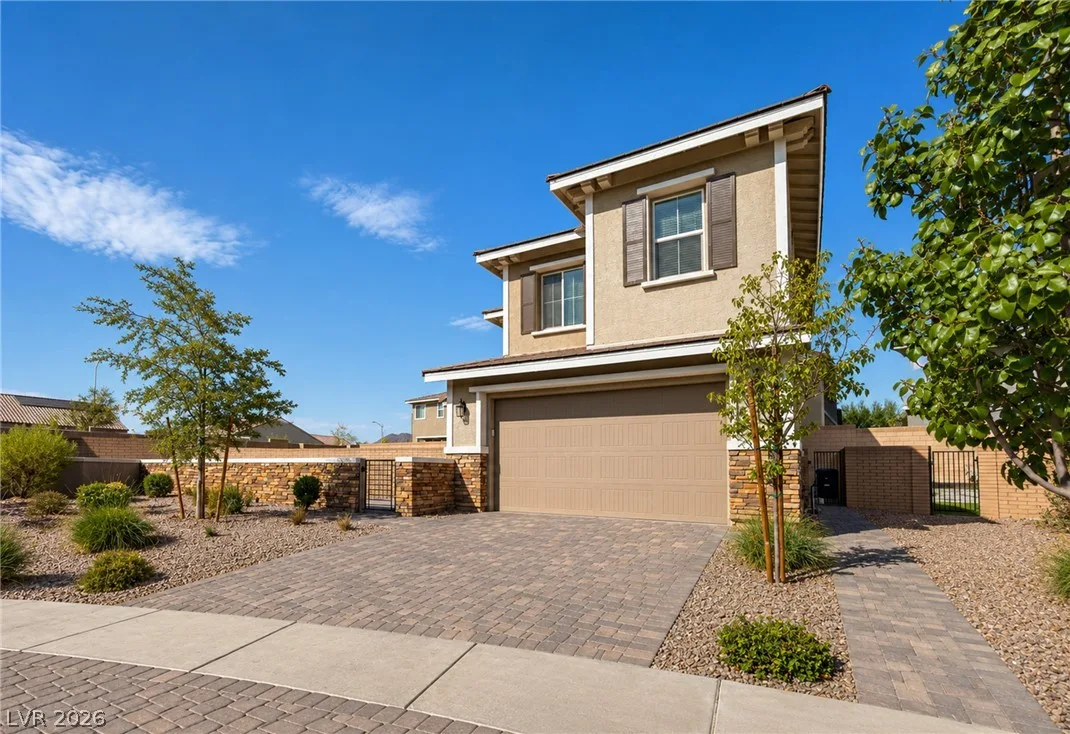 141 Neverland Avenue — photo 2