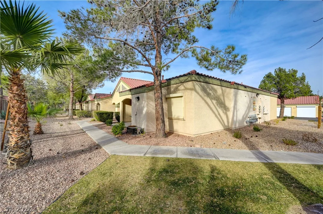 7885 West Flamingo Road 1071 — photo 4