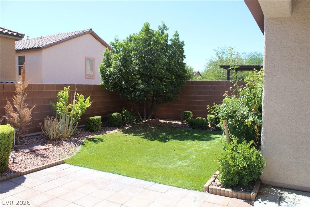 10266 Copalito Drive — photo 4