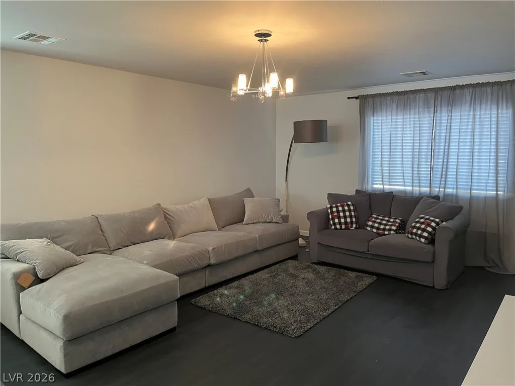 9344 Muddy Waters Avenue — photo 4
