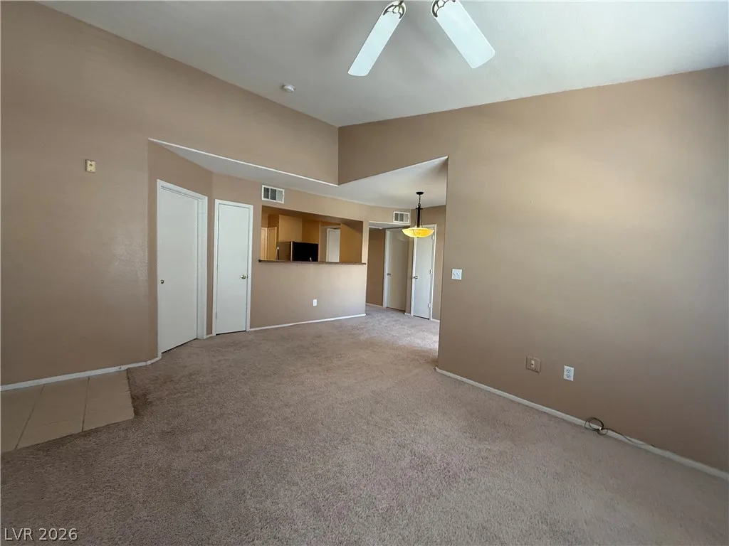 7255 SUNSET Road 2052 — photo 4
