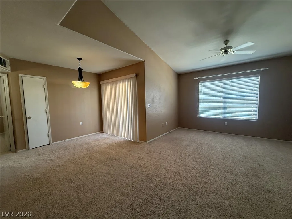 7255 SUNSET Road 2052 — photo 5