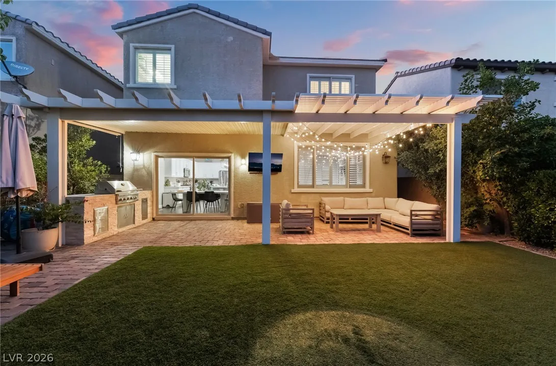 279 Walkinshaw Avenue — photo 3