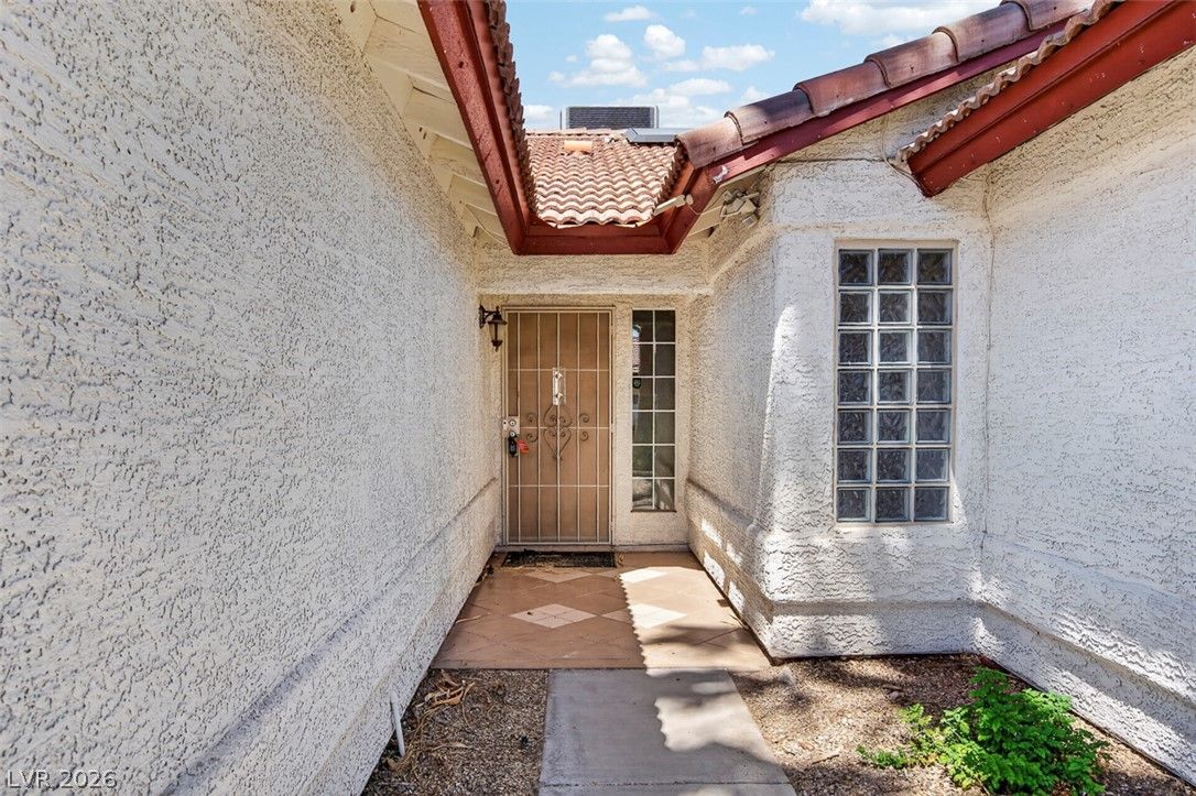 2609 Shakespeare Road — photo 3