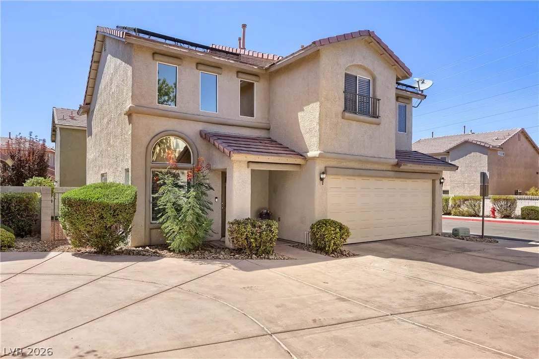 1357 Hawaiian Hills Avenue — photo 2