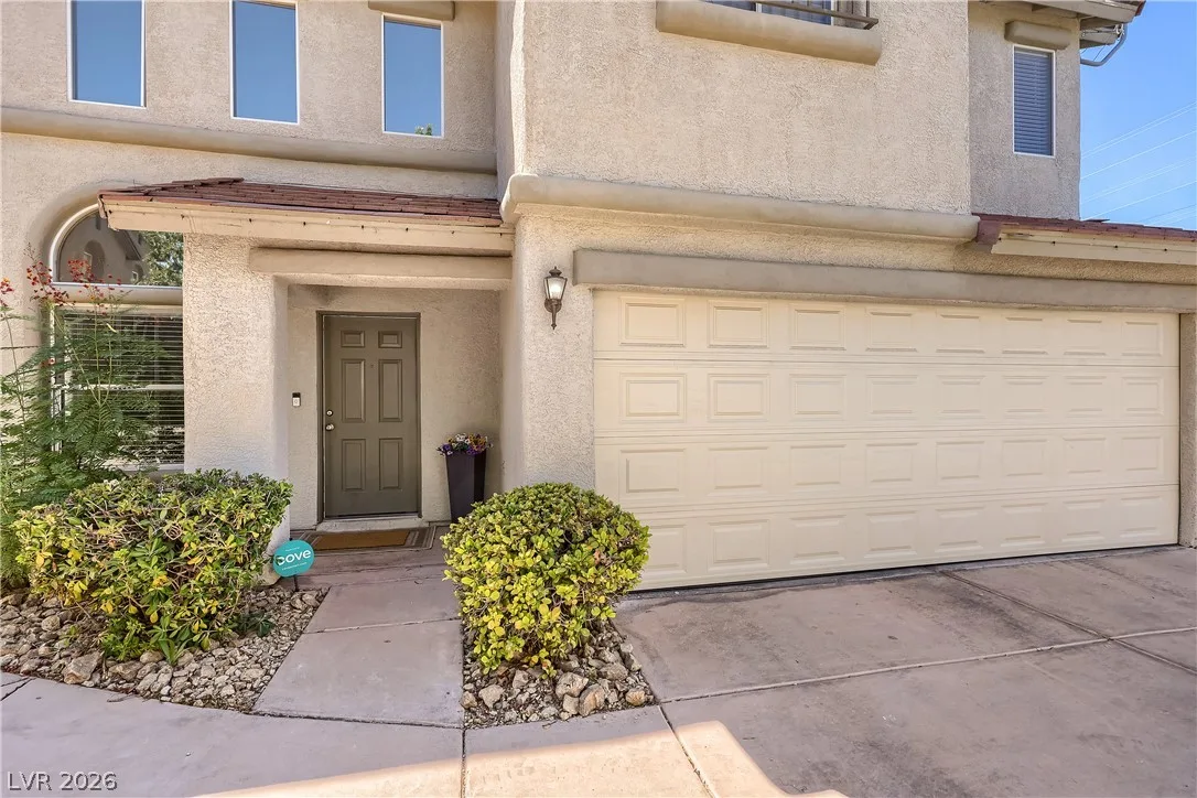 1357 Hawaiian Hills Avenue — photo 3