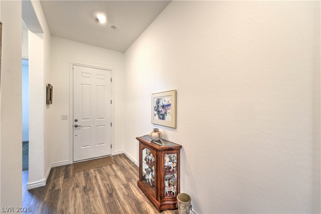 469 Sunland Springs Court — photo 4