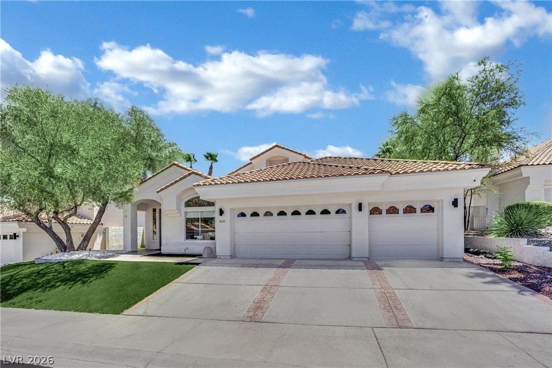 8121 Sunset Cove Drive — photo 3