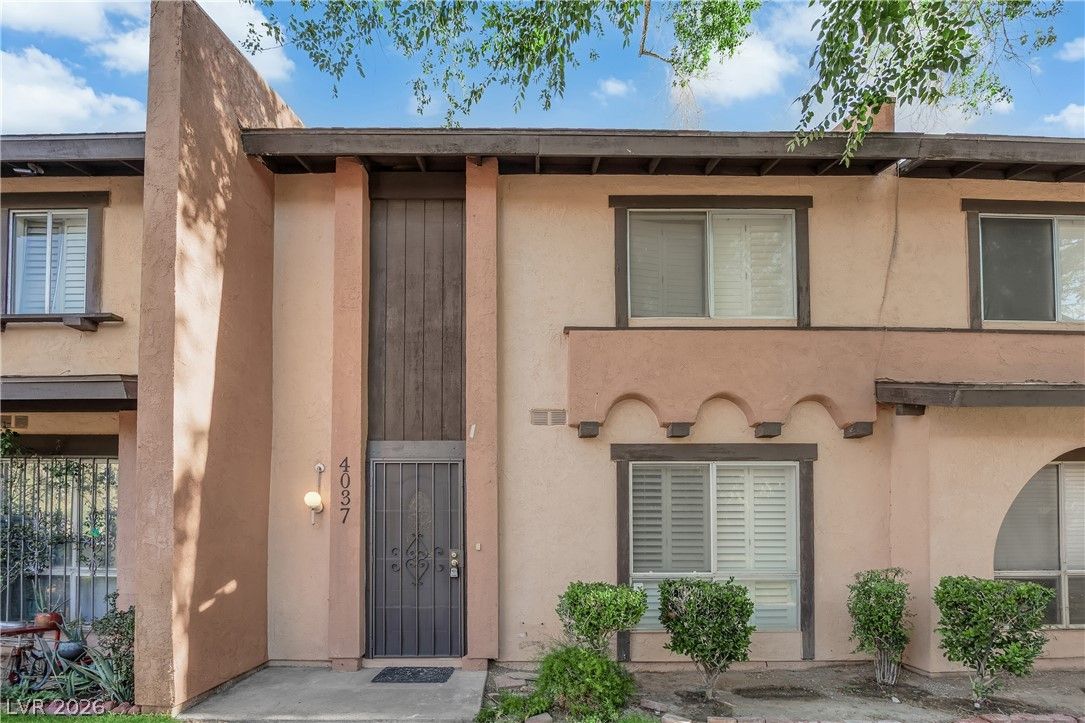 4037 Nightingale Court — photo 1