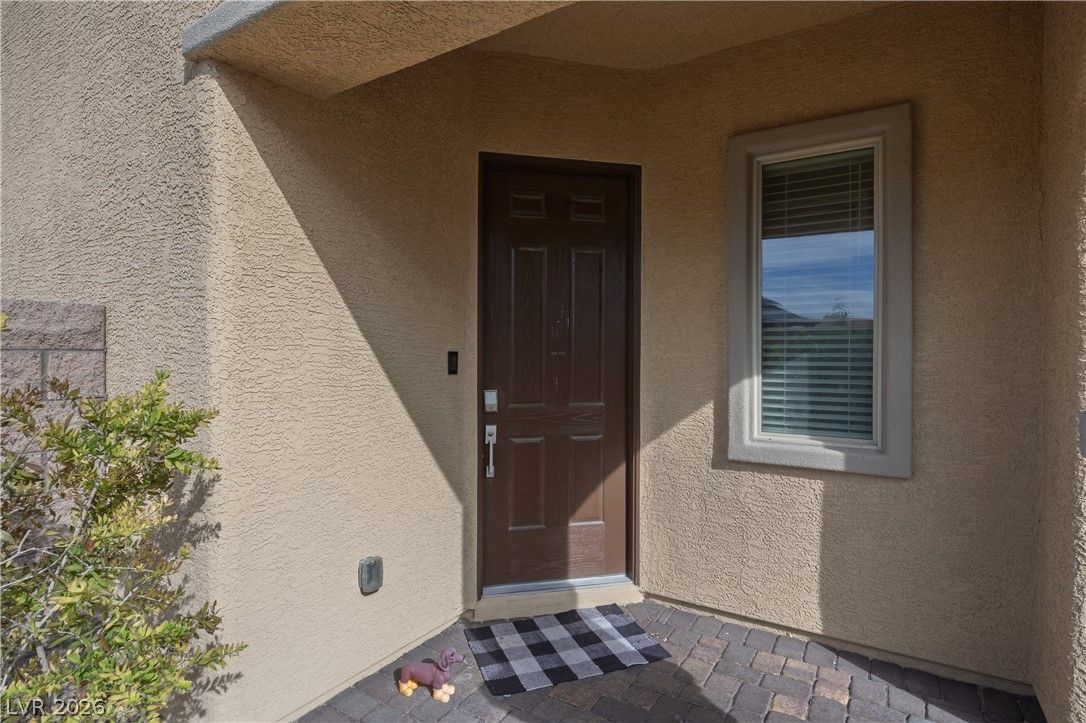 9918 Mountain Foothills Avenue — photo 5