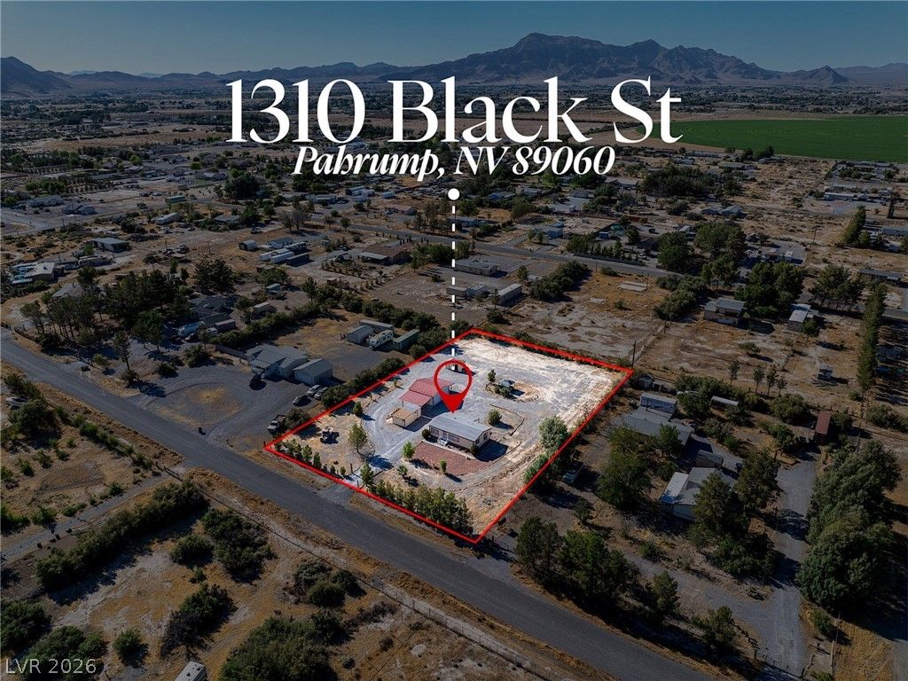 1310 Black Street — photo 2