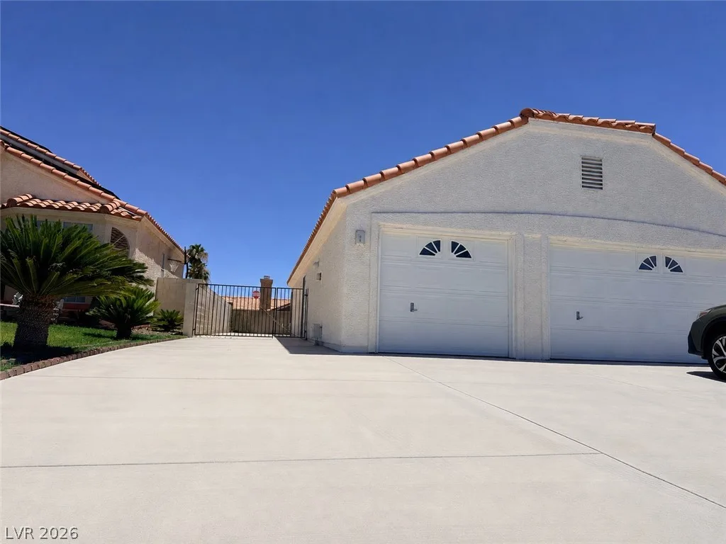 4536 Ryder Lane — photo 3