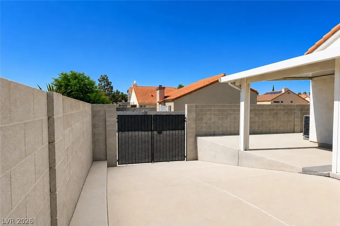 4536 Ryder Lane — photo 4