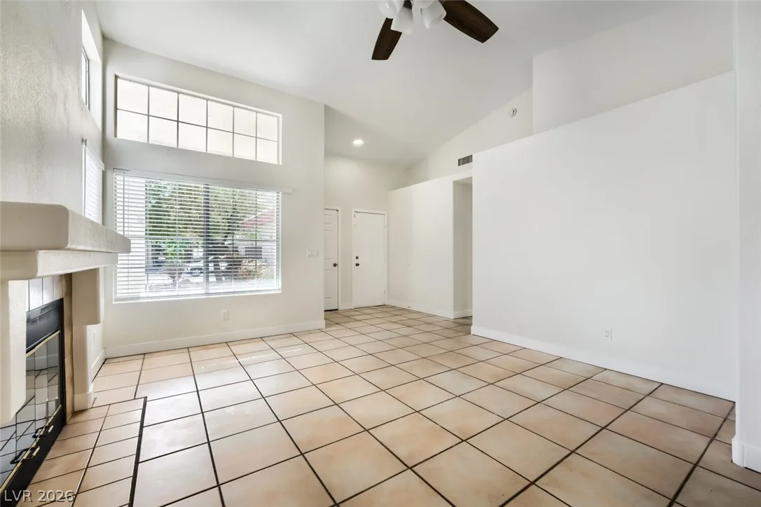 2709 Camphor Tree Street — photo 4