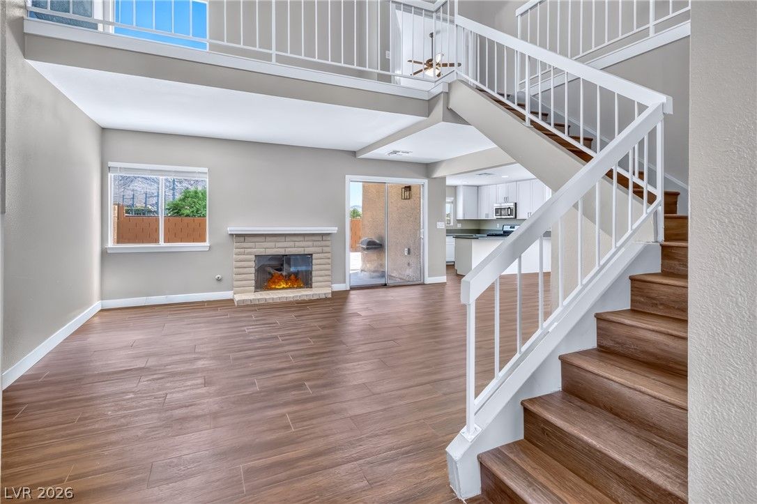 490 Searchlight Drive — photo 5