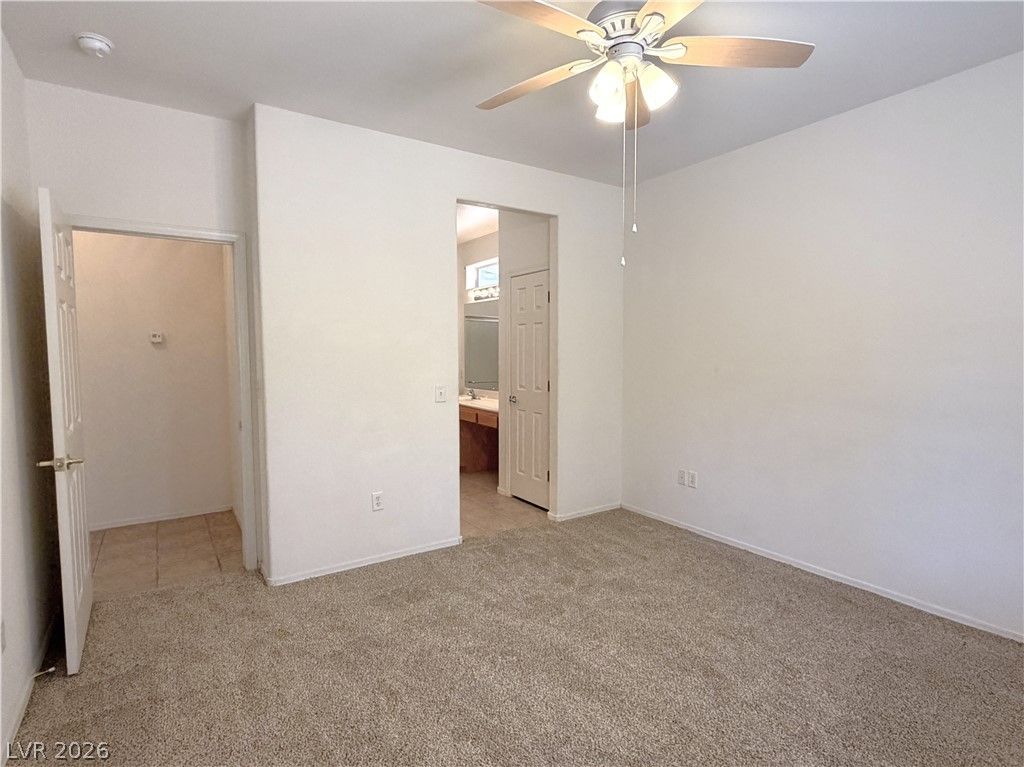2557 Downeyville Avenue — photo 2