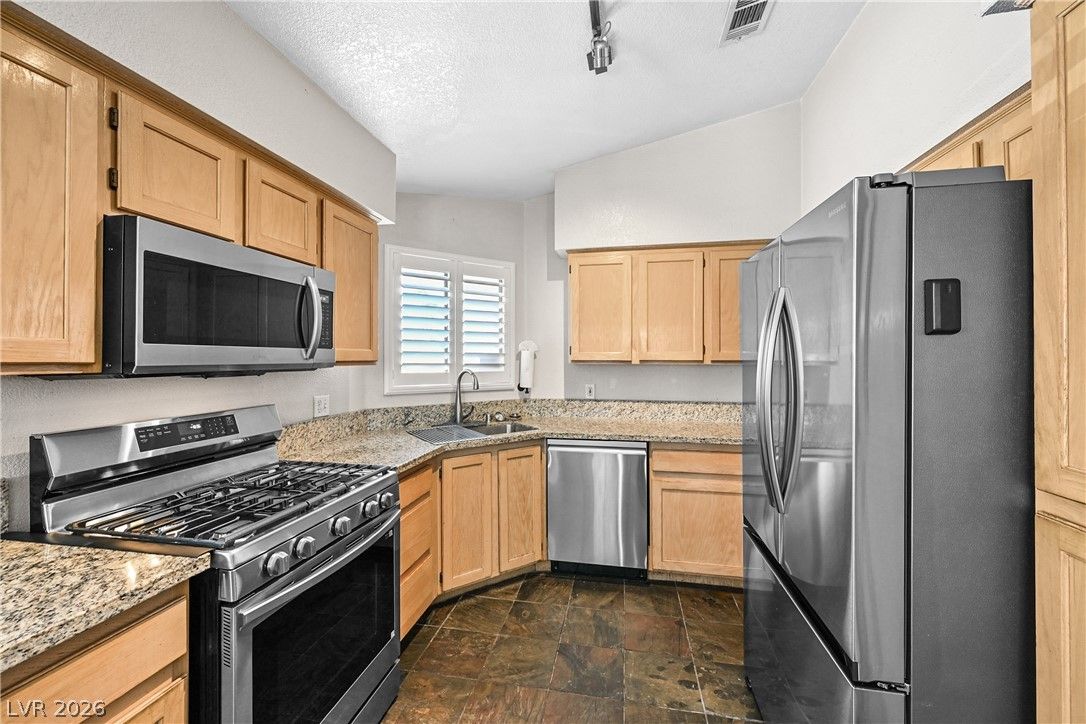 301 Lander Drive — photo 3 of 31