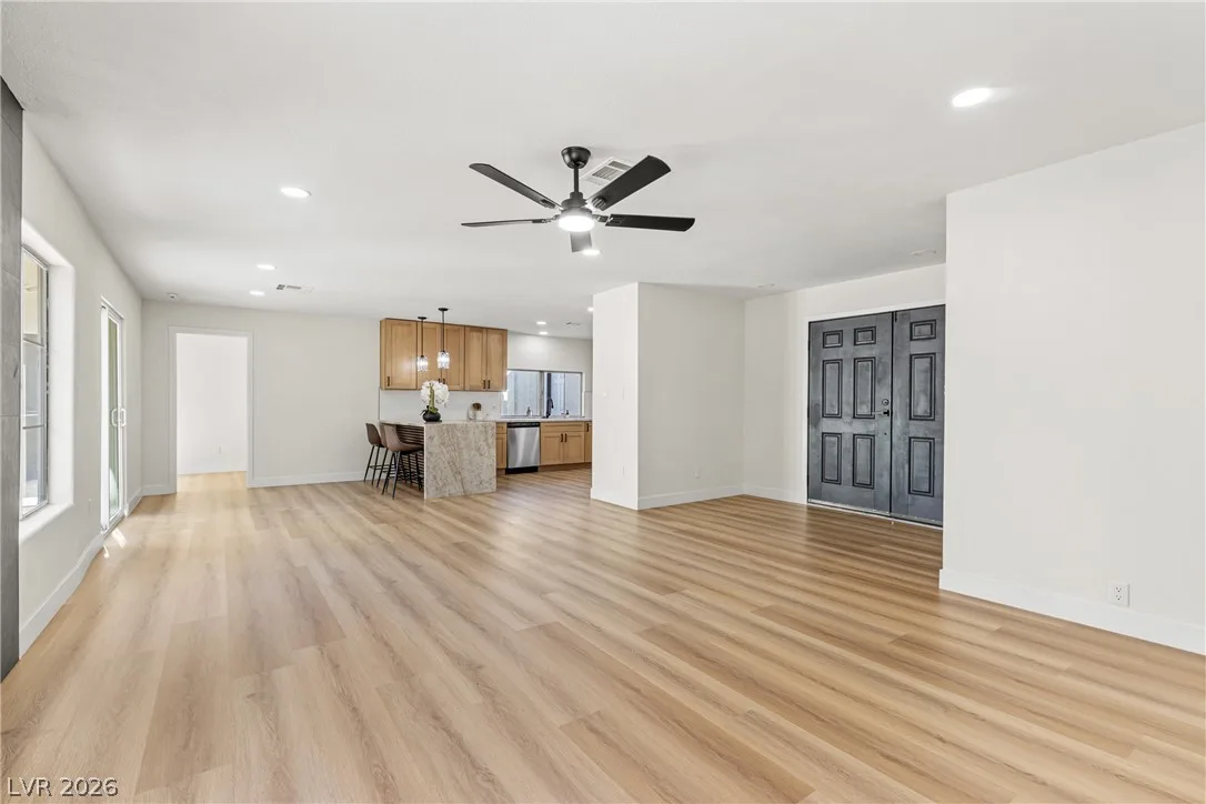 3660 Cherokee Avenue — photo 5