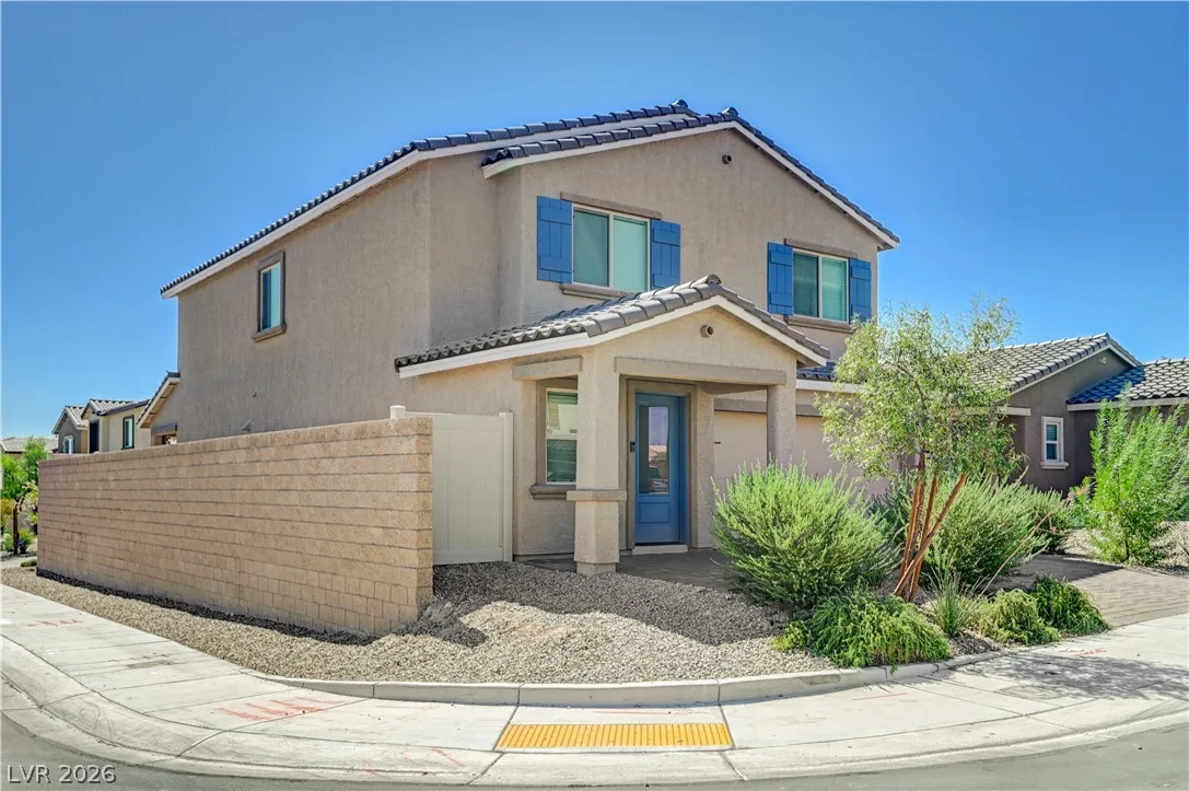 4116 Gold Desert Street — photo 3