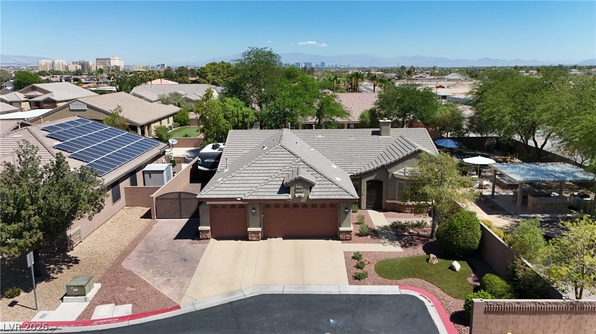 194 Glenbrook Estates Drive — photo 1 of 41
